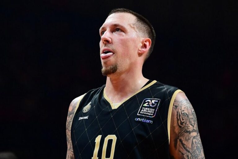 Αρμάνι Μιλάνο-Μονακό 79-82: Απέδρασε από το Μιλάνο με σούπερ Τάις η Μονακό