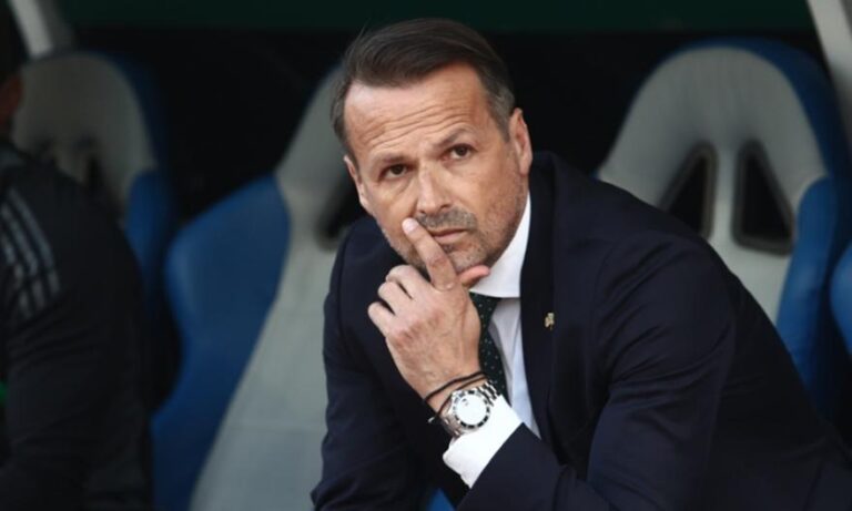 Παναθηναϊκός: «Καμία βάση στα δημοσιεύματα περί αντικατάστασης του Παπαδημητρίου»