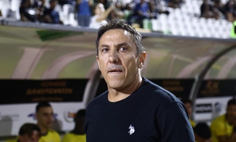 Οι ενδεκάδες του Λεβαδειακός-Παναιτωλικός