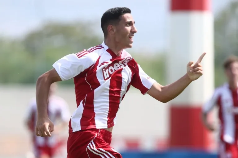 Άρσεναλ-Ολυμπιακός 1-2: Σπουδαίο διπλό για την Κ19 των Πειραιωτών