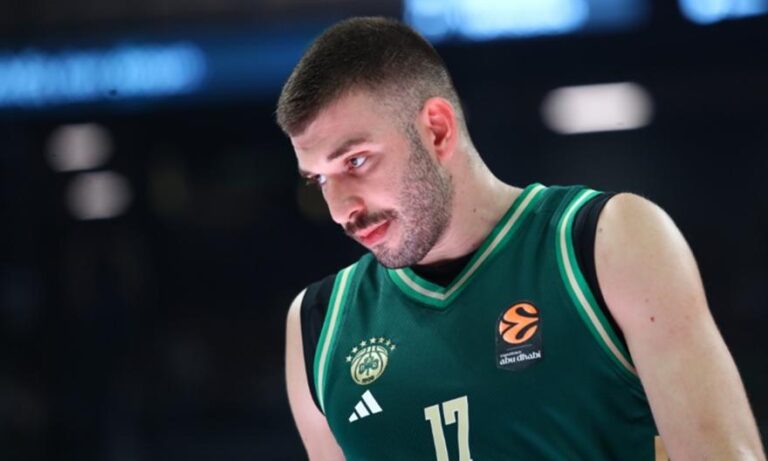 Ρογκαβόπουλος: Μεγάλη η στιγμή για μένα το πρώτο παιχνίδι στο ΟΑΚΑ