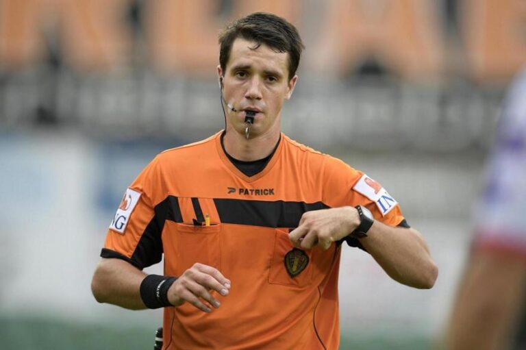 Ο Βεργκούτε διαιτητής στο ΑΕΚ-Αμπερντίν