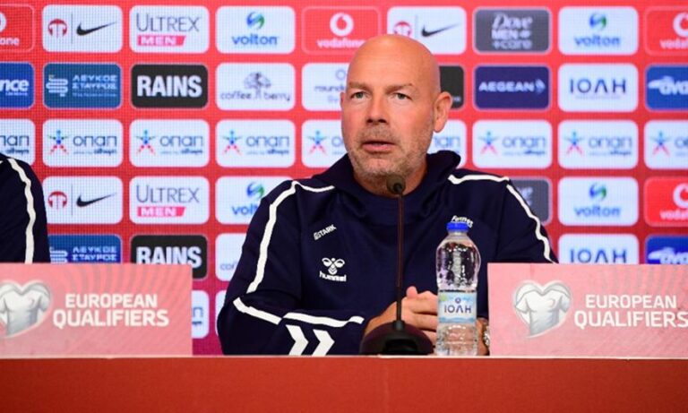 Ρίμερ: «Η Ελλάδα παίζει με περισσότερη ελευθερία στα εκτός έδρας ματς, το απέδειξε και στο Γουέμπλεϊ»