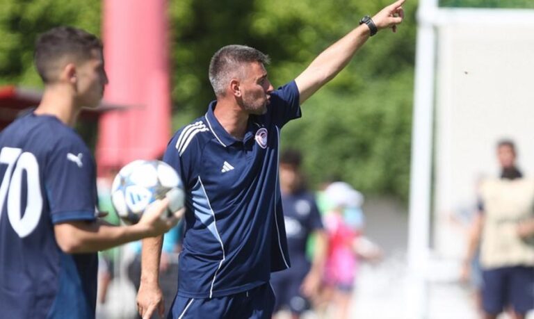 Σίμος: «Θέλουν μεγαλύτερη αποφασιστικότητα και θάρρος αυτά τα ματς»