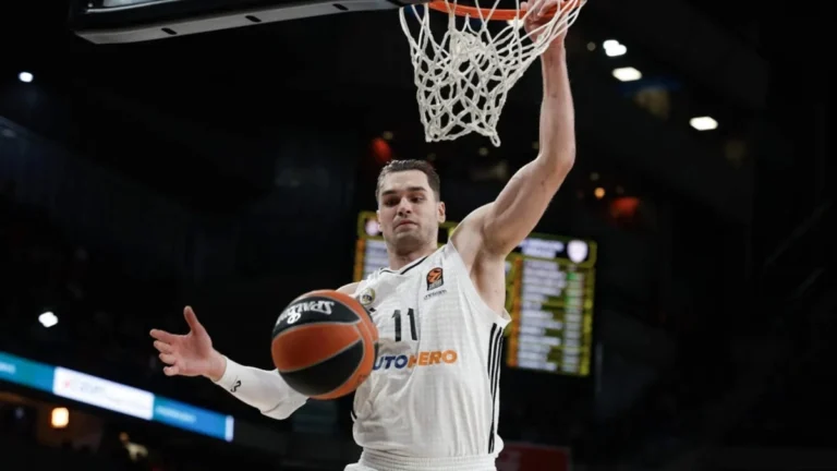 Εφές – Ρεάλ Μαδρίτης 75-81: Χεζόνια στην επίθεση και Γκαρούμπα στην άμυνα έκριναν το παιχνίδι για τη βασίλισσα