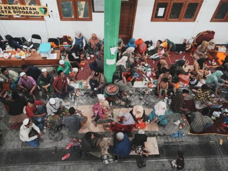 Σεισμός 6,5 Ρίχτερ στην Ινδονησία