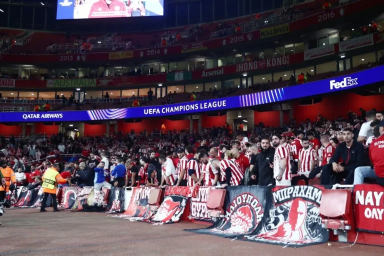 Ολυμπιακός: Δυναμικό παρών από τον κόσμο των Πειραιωτών στο Emirates