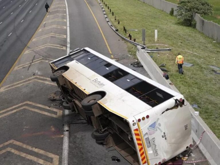 Τροχαίο δυστύχημα στην Ουγκάντα με τουλάχιστον 63 νεκρούς
