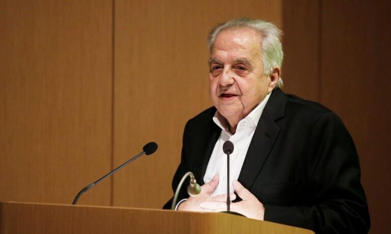 Πέθανε ο Αλέκος Φλαμπουράρης σε ηλικία 87 ετών