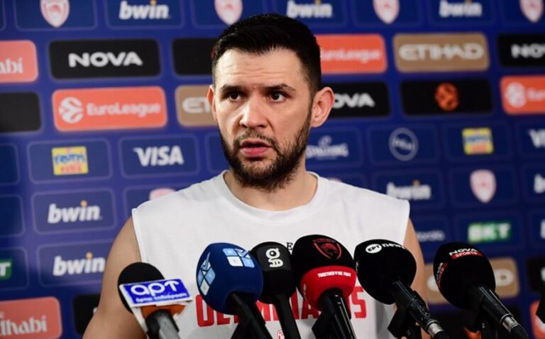 Παπανικολάου: «Δεν έχω στο μυαλό μου την κούραση – Είμαι ακόμα ερωτευμένος με αυτό που κάνω»