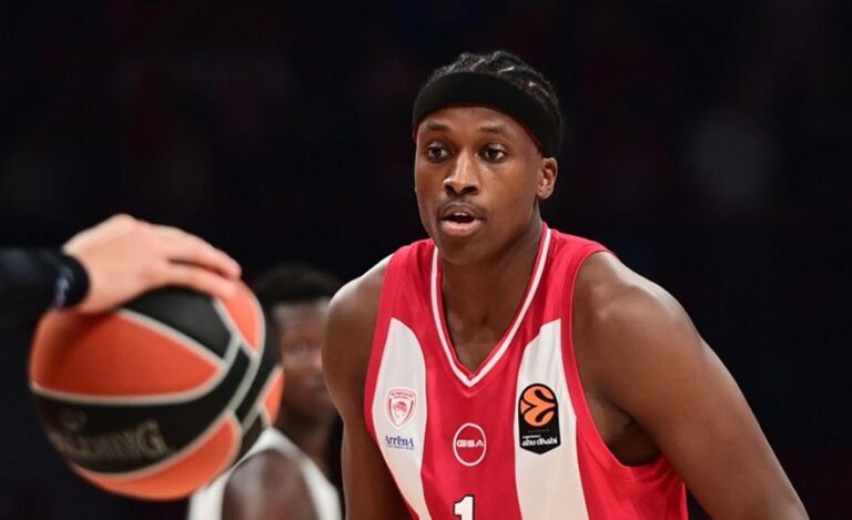 Νοκ άουτ με Ζαλγκίρις ο Νιλικίνα, μπαίνει στην 12άδα ο Έβανς