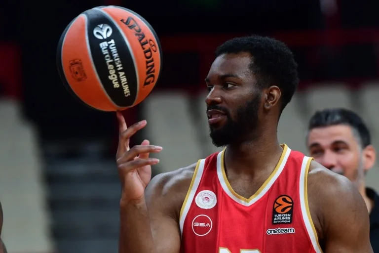 Ολυμπιακός: Αντίστροφη μέτρηση για την επιστροφή του Έβανς