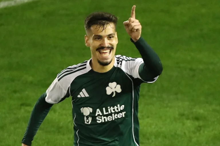 Παναθηναϊκός – ΠΑΟΚ 2-1: Οι πράσινοι γκρέμισαν τον Δικέφαλο από την κορυφή και έδειξαν σφυγμό