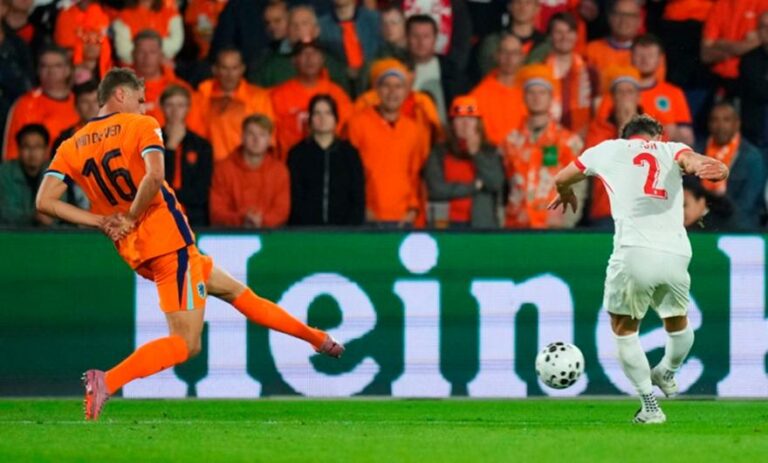 Προκριματικά Μουντιάλ: Τσεκάρει το εισιτήριο η Κροατία, τελικός για Πολωνούς και Ολλανδούς