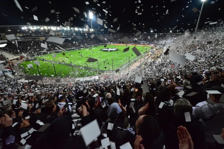 ΠΑΟΚ: Sold out η Τούμπα με Γιούνγκ Μπόις