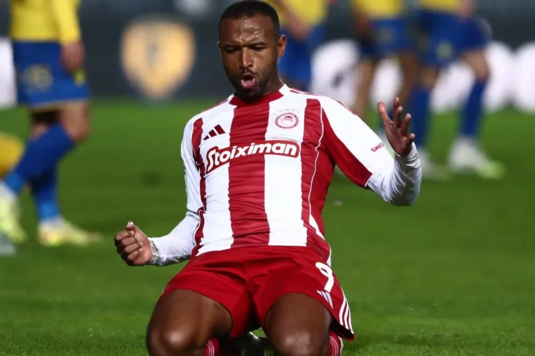 Άρης – Ολυμπιακός: Άσφαιροι οι Πειραιώτες έπειτα από 36 αγώνες