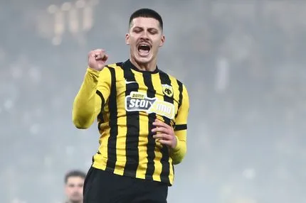 Λούκα Γιόβιτς: Η ρευστή απόφαση, η δυνατή υπόσχεση και το ανοιχτό συμβόλαιο