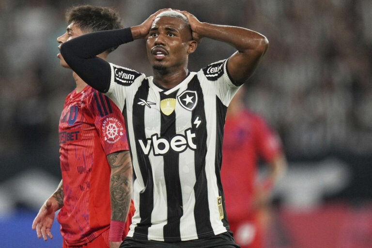 Ολυμπιακός: Ο Κουιαμπάνο, το υψηλό συμβόλαιο του Τσιμίκα, τα χρήματα που ζητάει η Άουγκσμπουργκ για τον Γιαννούλη και ο Λυκογιάννης