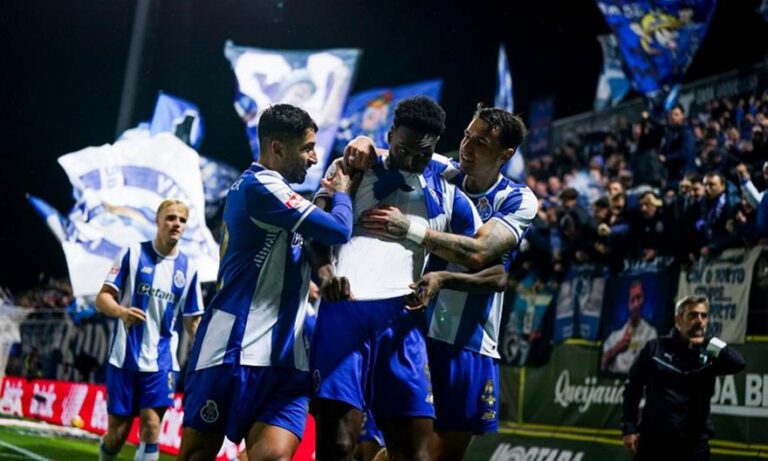 Πόρτο με σπασμένα φρένα, συνεχίζει αήττητη στην κορυφή