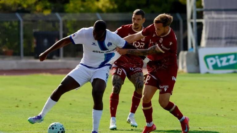 Κηφισιά – Αστέρας AKTOR 0-0: Τα δοκάρια έσωσαν τους φιλοξενούμενους και κράτησαν την ομάδα του Λέτο στο μηδέν στη Νίκαια