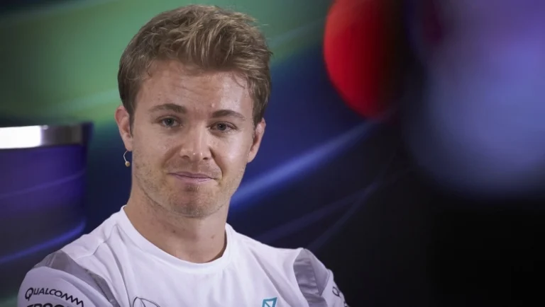 Σαν Σήμερα: Ο Ρόσμπεργκ σόκαρε τον πλανήτη