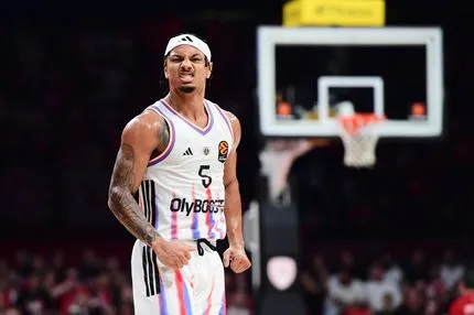 Παρί – Ερυθρός Αστέρας 102-92: Επιτέλους νίκη για τους Παριζιάνους