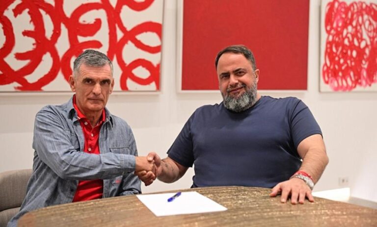 Ολυμπιακός: Οι πρώτες φωτογραφίες Μαρινάκη – Μεντιλίμπαρ μετά την επισημοποίηση της συμφωνίας τους