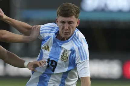 Παναθηναϊκός: Πλησιάζει στους πράσινους ο Σαντίνο Αντίνο, σύμφωνα με δημοσίευμα στην Αργεντινή