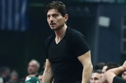 Παναθηναϊκός AKTOR – Ολυμπιακός: Δεν πήγε στο Telekom Center Athens ο Δημήτρης Γιαννακόπουλος για το ντέρμπι αιωνίων