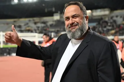 Ολυμπιακός: Αποθέωση για τον Βαγγέλη Μαρινάκη από τον κόσμο μετά από την κατάκτηση του Betsson Super Cup