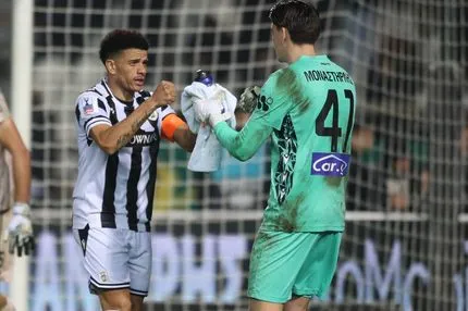 ΠΑΟΚ – Ατρόμητος 5-4 πεν. (1-1): Ονειρικό ντεμπούτο του Μοναστηρλή, έγινε ήρωας στα πέναλτι και ο Δικέφαλος προκρίθηκε στους 8