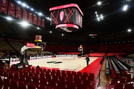 EuroLeague: Μόνο 100 εισιτήρια απέμειναν για το Ολυμπιακός – Μπαρτσελόνα στο ΣΕΦ