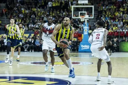 Φενέρμπαχτσε – Μπασκόνια 84-71: Την πήρε παραμάζωμα στο δεύτερο μέρος