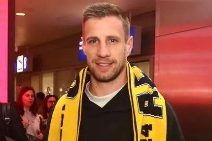 ΑΕΚ: Στιγμές από την άφιξη του Βάργκα στην Αθήνα