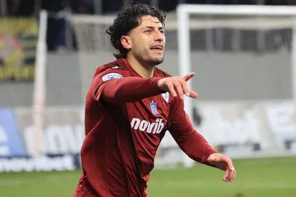 ΑΕΛ Novibet – Άρης 1-0: Ο Σαγκάλ υπέγραψε νίκη ελπίδας για τους βυσσινί, σε αγωνιστική κρίση οι κίτρινοι