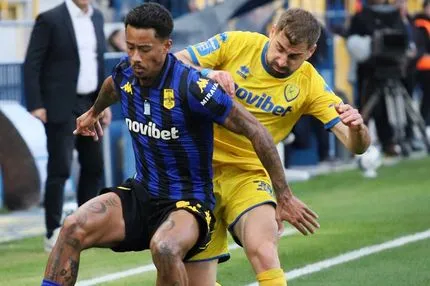Παναιτωλικός – Άρης 0-1: Ο Φαμπιάνο λύτρωσε τους κιτρινόμαυρους στο Αγρίνιο που πλησίασαν στο -1 από τον Παναθηναϊκό