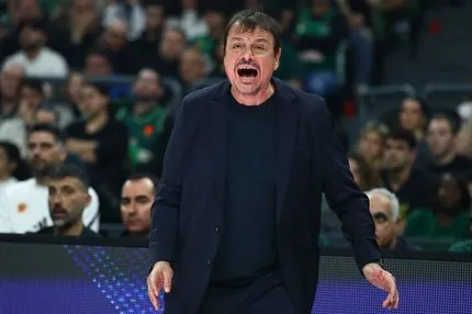 Αταμάν: “Nα καταλάβουν ότι είναι παίκτες του Παναθηναϊκού, του κορυφαίου συλλόγου της Ευρώπης”