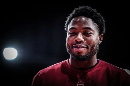 Ολυμπιακός: Με Ταϊρίκ Τζόουνς κόντρα στην Μπάγερν