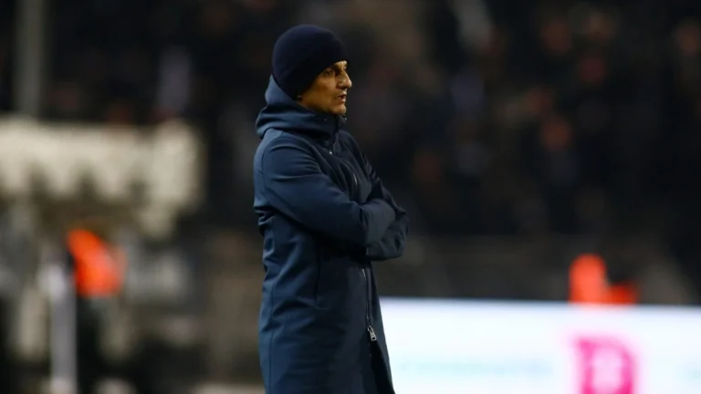 ΠΑΟΚ: Ο Μύθου το προβάδισμα για το αρχικό σχήμα με Ολυμπιακό και η επιλογή Οζντόεφ