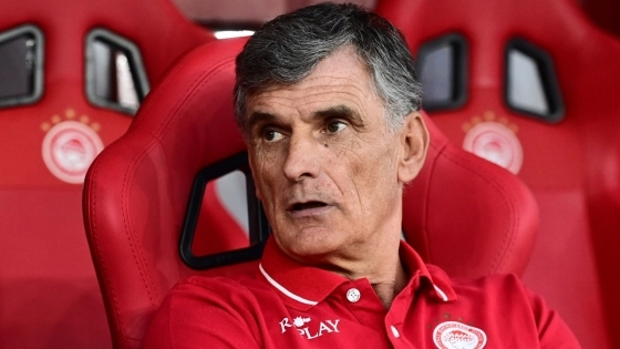 Ολυμπιακός: Για το διπλό στο Περιστέρι και το κυνήγι της κορυφής, οι σκέψεις και τα διλήμματα του Μεντιλίμπαρ