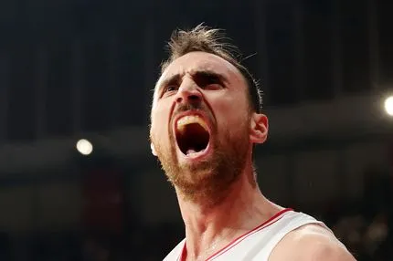 Ολυμπιακός: Με Μιλουτίνοβ κόντρα στην Μπάγερν