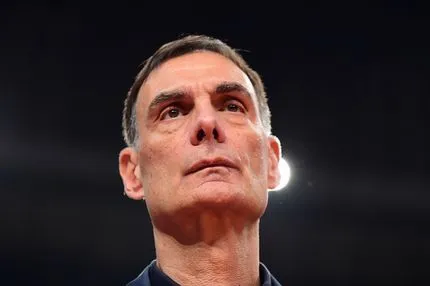 Μπαρτζώκας: «Ευχαριστώ τους προέδρους που έβαλαν πτήση τσάρτερ για να αποφύγουμε τα μπλόκα»