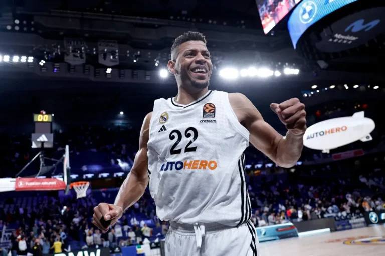 EuroLeague: Ρεάλ και Φενέρμπαχτσε έτοιμες να ακολουθήσουν την Μπαρτσελόνα