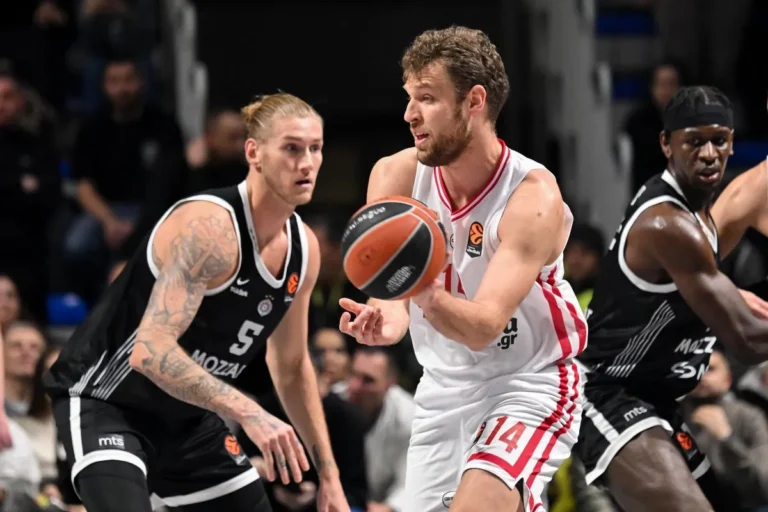 Παρτίζαν – Ολυμπιακός: Η άνετη 25αρα το Βεζένκοβ, τα τρίποντα των “ερυθρολεύκων” και η άμυνα που χάλασε τις αποστάσεις των Σέρβων