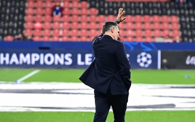 Ολυμπιακος: Καθολική αποθέωση για Μεντιλίμπαρ με το που πάτησε «BayArena»