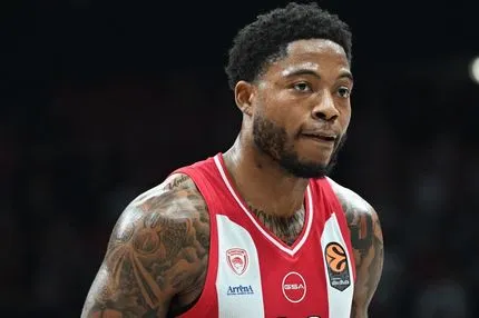 Ολυμπιακός: Θλάση στο γαστροκνήμιο ο Τζόουνς