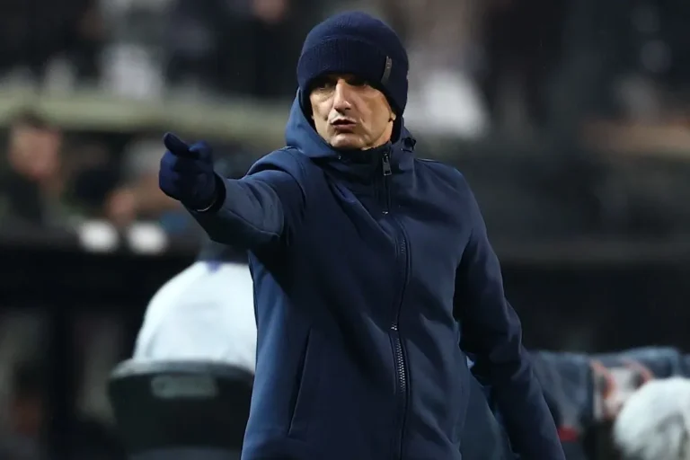 ΠΑΟΚ: Με επιστροφή Ζίβκοβιτς, Βολιάκο και ένα βασικό δίλημμα που επηρεάζει μία θέση στην άμυνα και στους εξτρέμ τα πλάνα του Λουτσέσκου