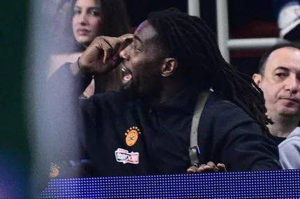 Παναθηναϊκός – Ολυμπιακός: Οι πράσινοι καταγγέλουν ρατσιστική επίθεση στον Λεσόρ