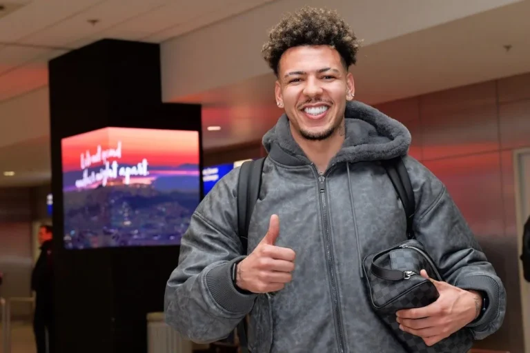 Ολυμπιακός: Έφτασε στην Ελλάδα ο Κλέιτον