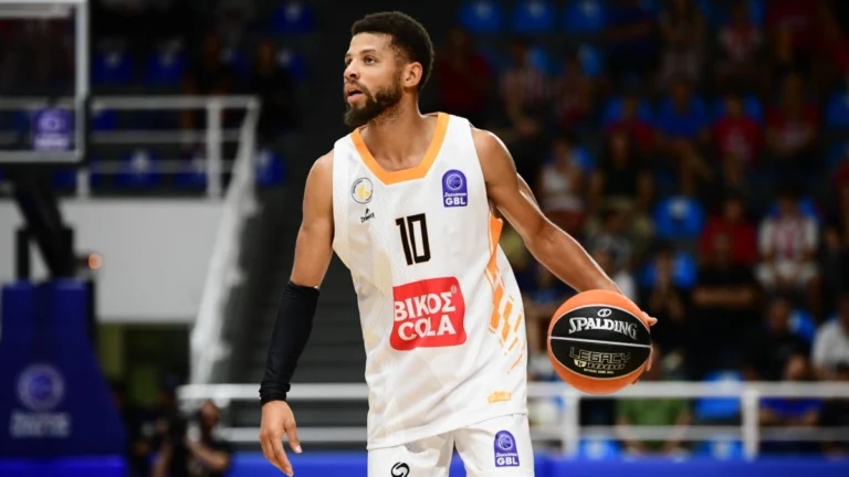 Προμηθέας: Τέλος ο Κένταλ ΜακΚάλουμ από τους Πατρινούς